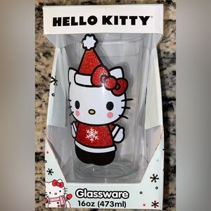 Hello Kitty Holiday Glass ❄️